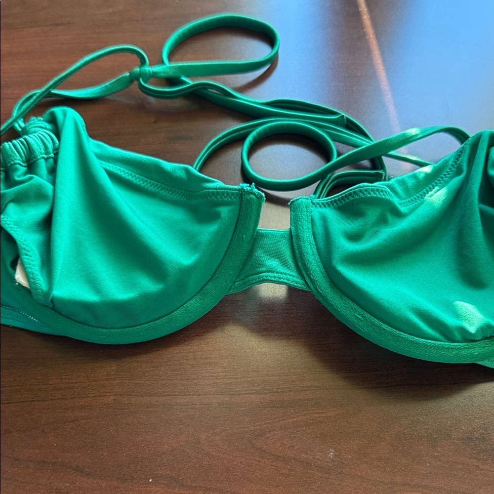 VS Emerald Green Bikini Set with rhinestones - Picture 9 of 11